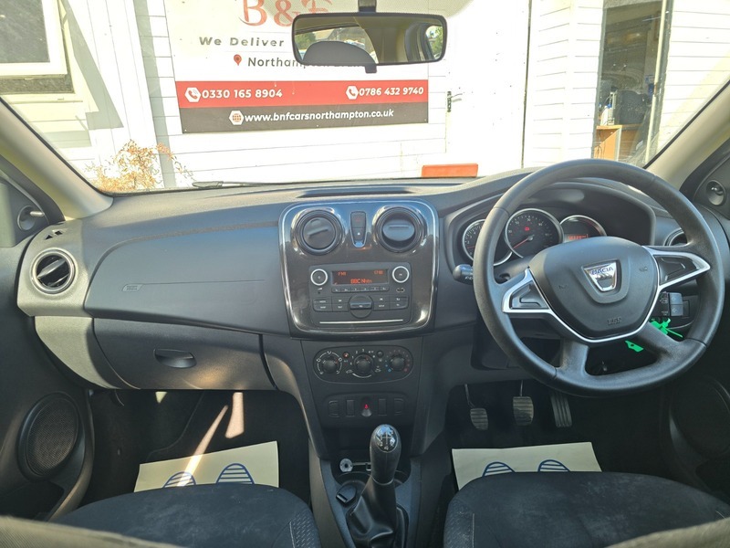 Dacia Sandero 1.0 Sce Ambiance Hatchback Red #20