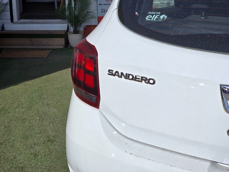 Dacia Sandero 1.0 Sce Ambiance Hatchback Red #32