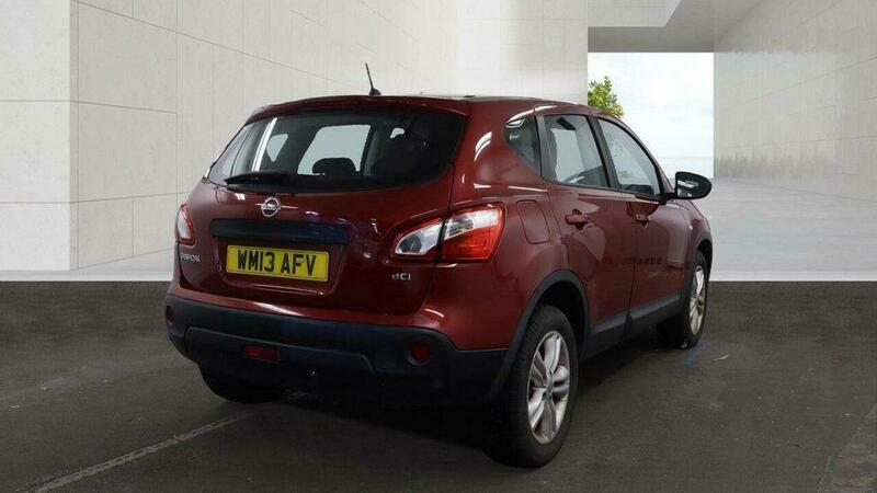 Nissan Qashqai 1.5 Dci Acenta 2Wd Red #6