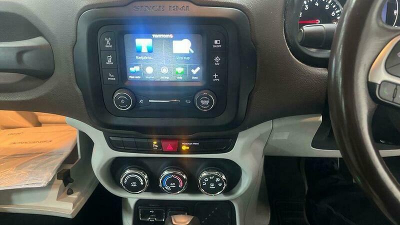 Jeep Renegade 1.4T Multiairii Longitude Ddct Grey #3