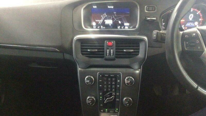 Volvo V40 2.0 D3 Se Lux Blue #3