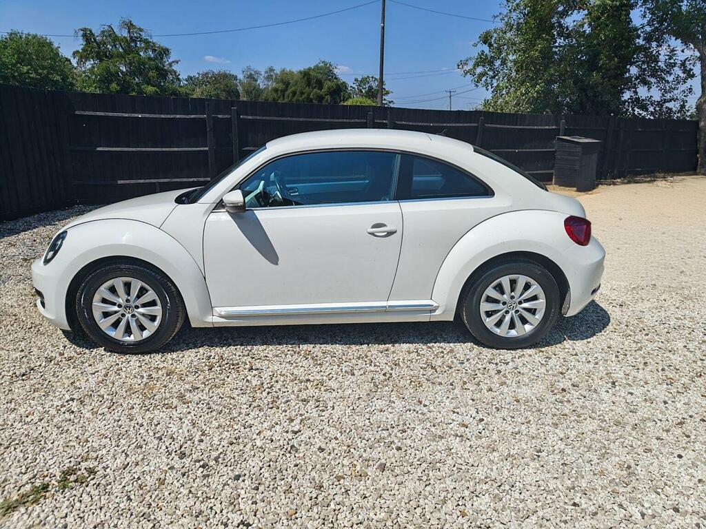 Volkswagen Beetle 1.2 Tsi Bluemotion Tech Design Hatchback Petro KF64LZD White #5