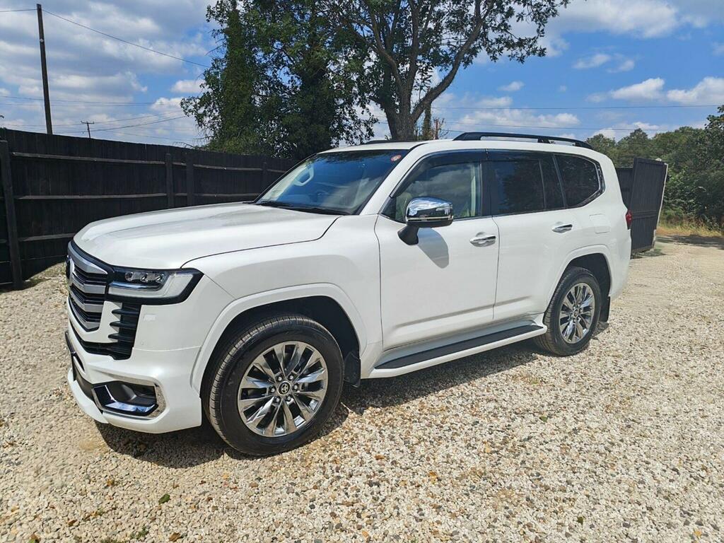 Toyota Land Cruiser Like New-7 Seats-modellista-vat Q White #4