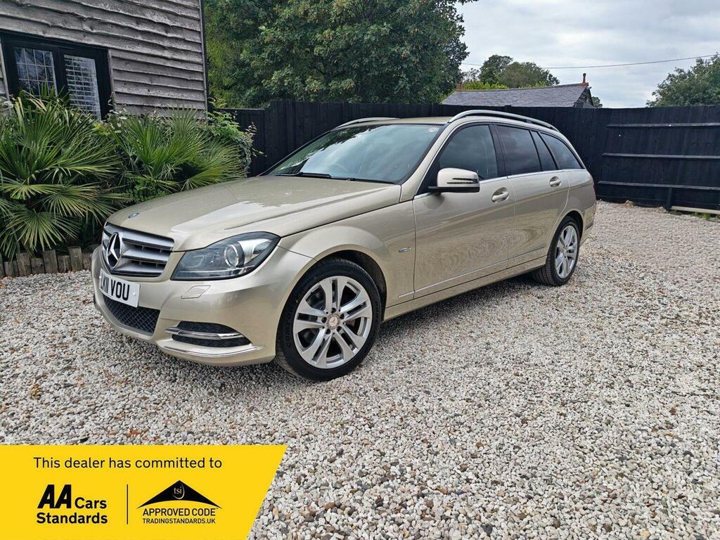 Mercedes-Benz C Class 1.8 C250 Blueefficiency Elegance G-tronic Euro 5 Gold
