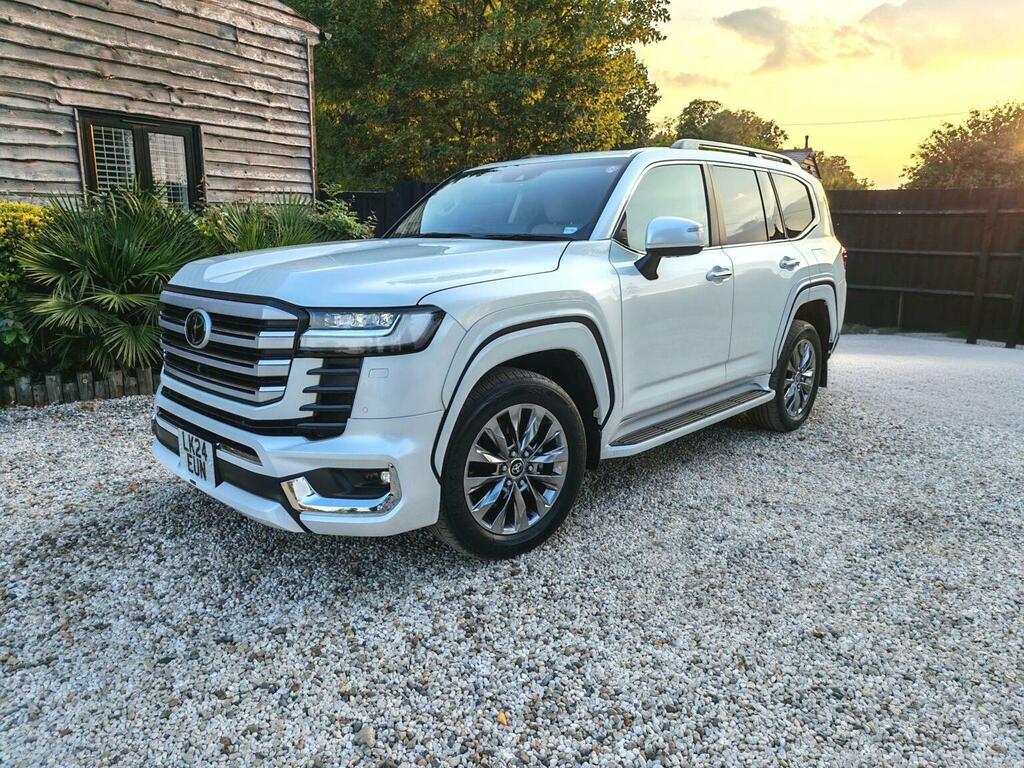 Toyota Land Cruiser 3.5 Modellista 7 Seats Huge Spec Vat Q White #4