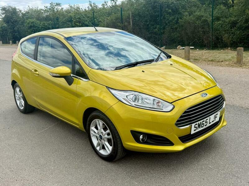 Ford Fiesta 1.0T Ecoboost Zetec Euro Yellow