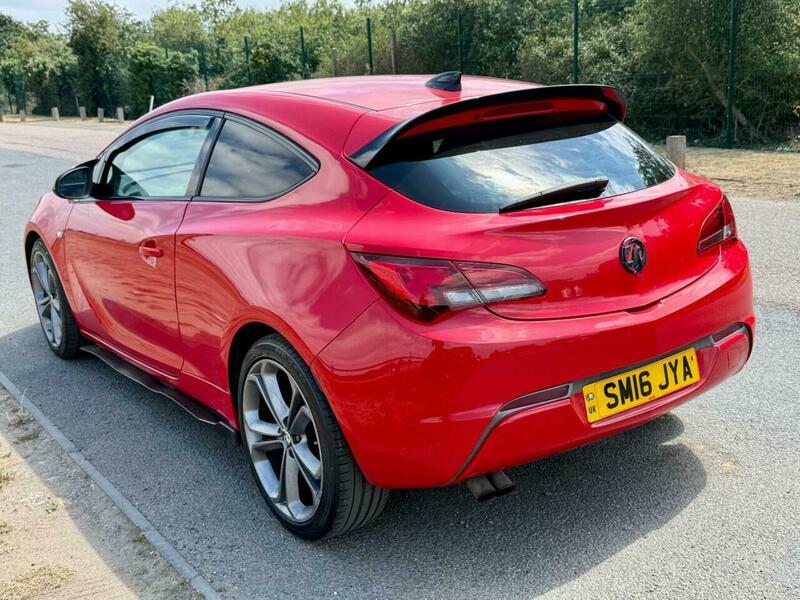 Vauxhall Astra GTC 1.4I Turbo Limited Edition Red #4