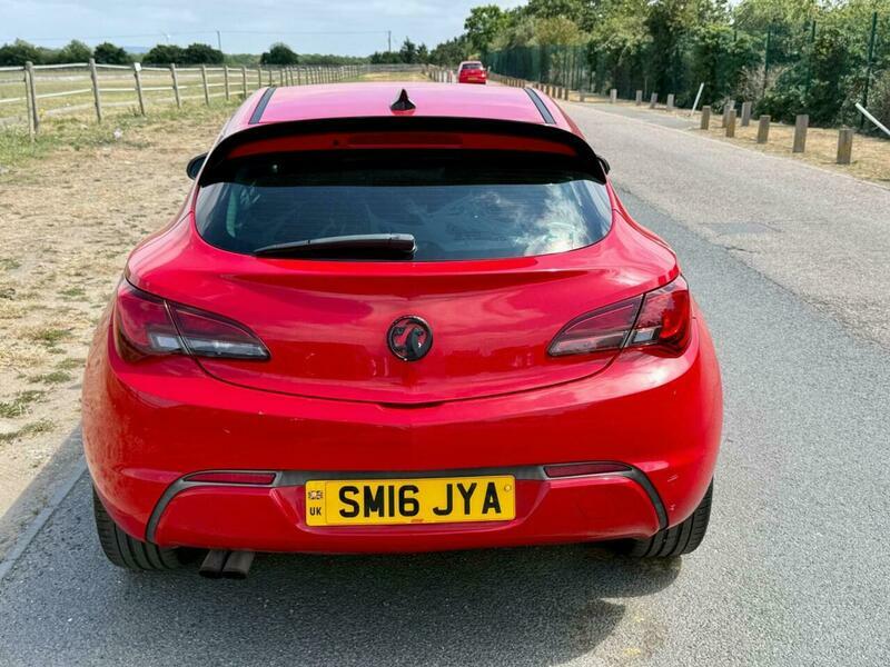 Vauxhall Astra GTC 1.4I Turbo Limited Edition Red #6