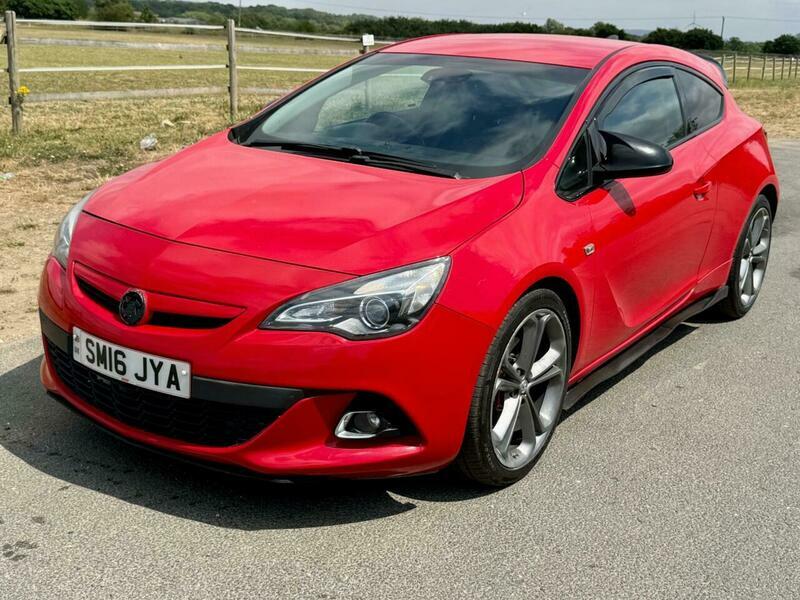 Vauxhall Astra GTC 1.4I Turbo Limited Edition Red #3