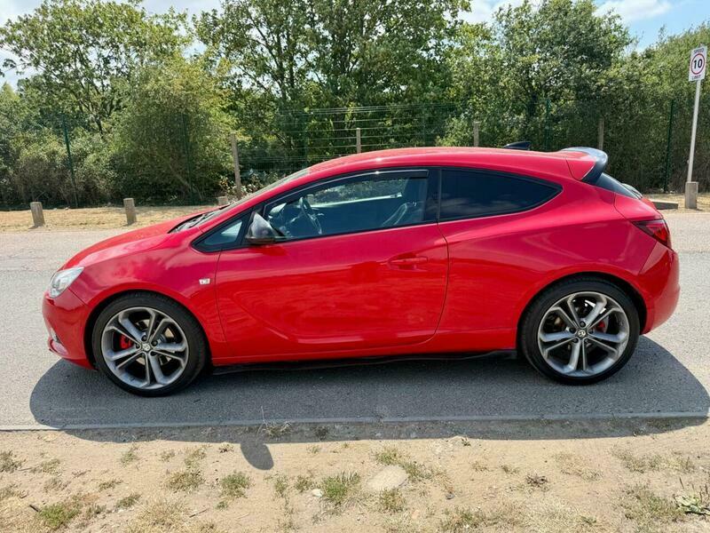 Vauxhall Astra GTC 1.4I Turbo Limited Edition Red #5