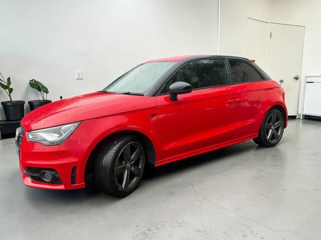Audi A1 1.6 Tdi S Line Red #5