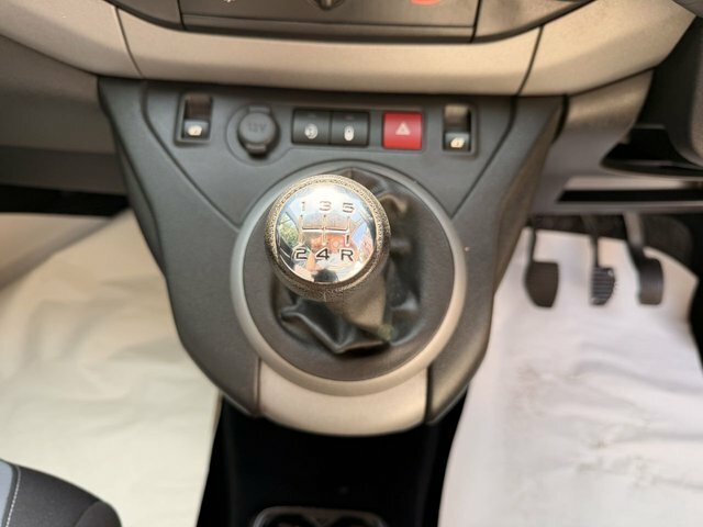 Peugeot Rifter Tepee Active Silver #16