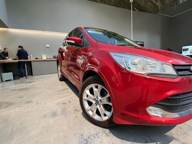 Ford Kuga 2.0 Tdci Titanium Sport LS16WNY Red #3