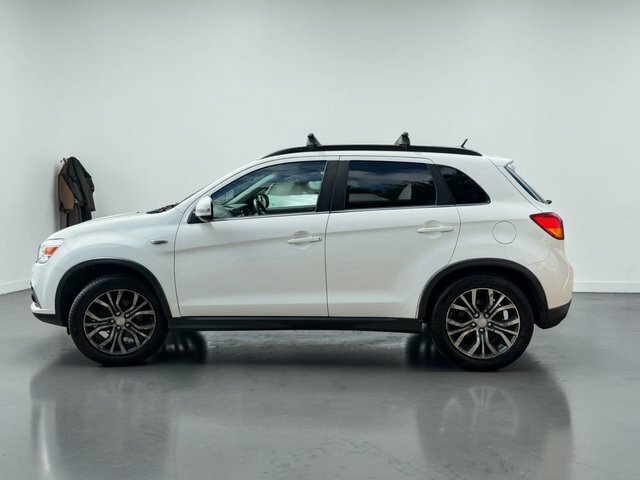Mitsubishi ASX 1.6D 4 Suv White #4