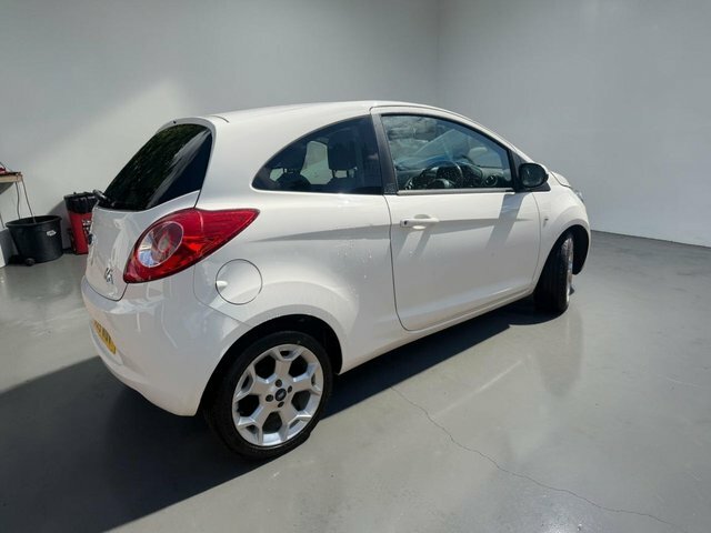 Ford KA 1.2 Zetec Hatchback White #3