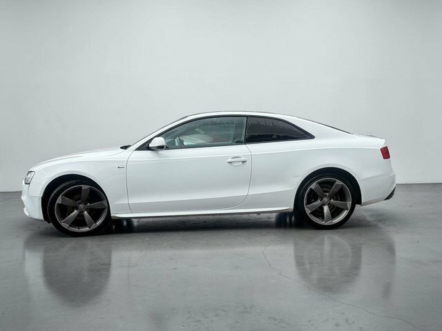 Audi A5 2.0 Tdi Black Edition Black #4
