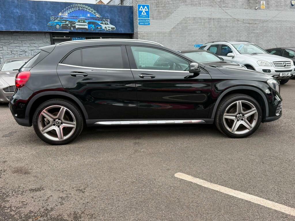Mercedes-Benz GLA Class 2.1 Gla220d Amg Line Premium Plus 7G-dct 4Matic KM17JHX Black #2