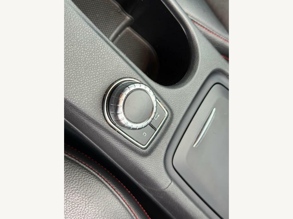Mercedes-Benz A Class A180d Amg Line White #34