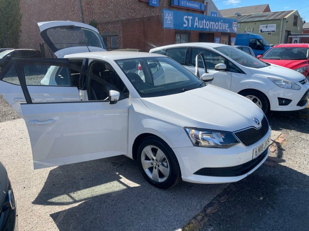Skoda Fabia 1L Se LM18JKZ White #5