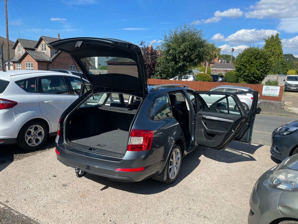 Skoda Octavia 2L Se L FM15EDX Grey #4
