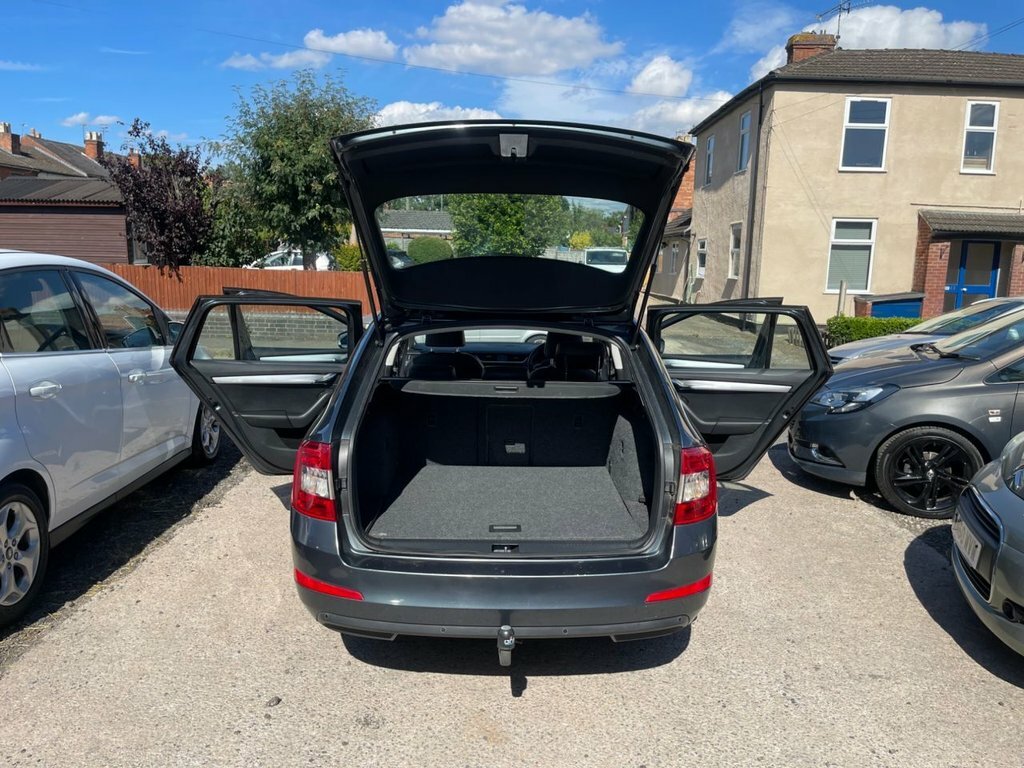 Skoda Octavia 2L Se L FM15EDX Grey #3