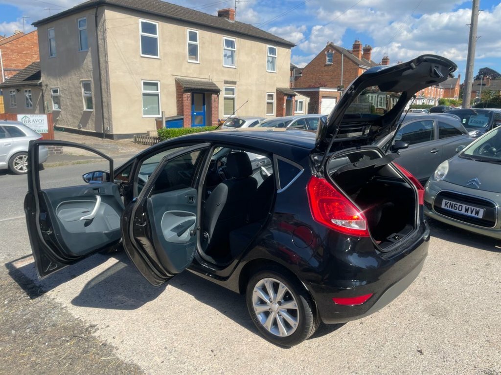 Ford Fiesta 1L Zetec Black #2