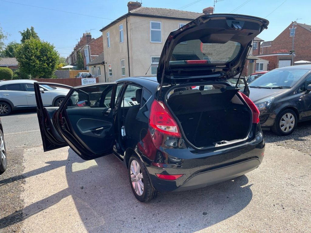 Ford Fiesta 1L Zetec Black #2