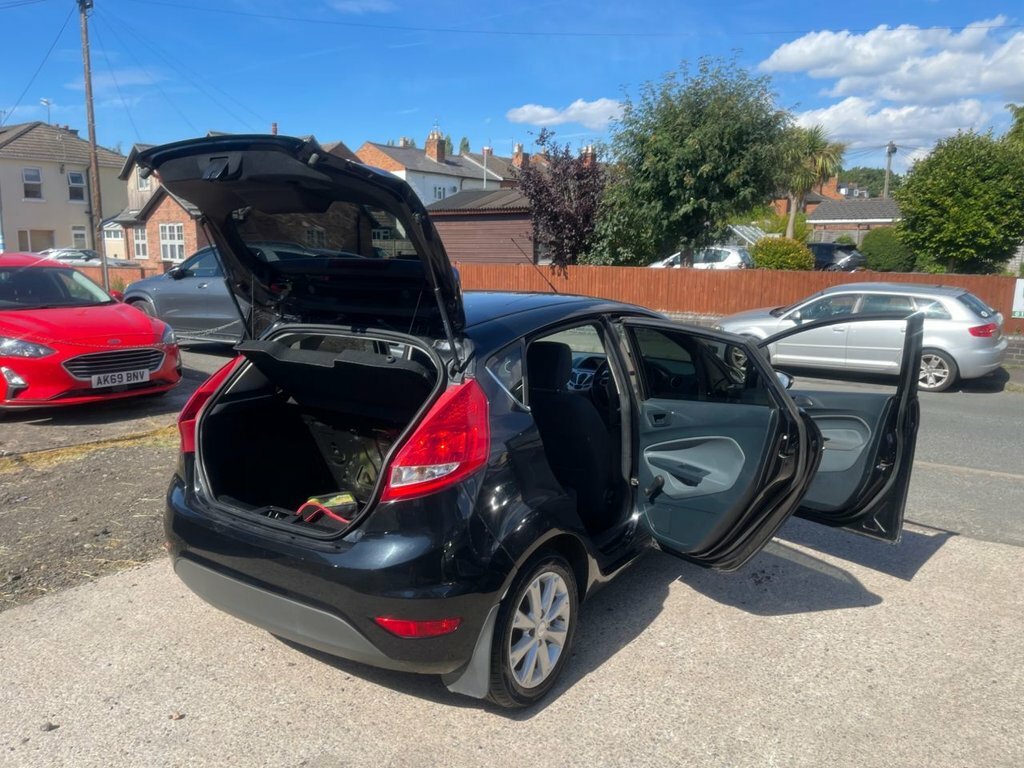 Ford Fiesta 1L Zetec Black #4