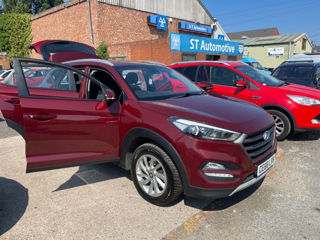 Hyundai Tucson 1.7L Se Nav Red #5