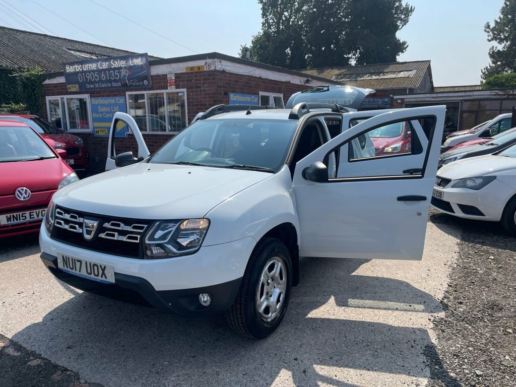 Dacia Duster 1.5L Ambiance White