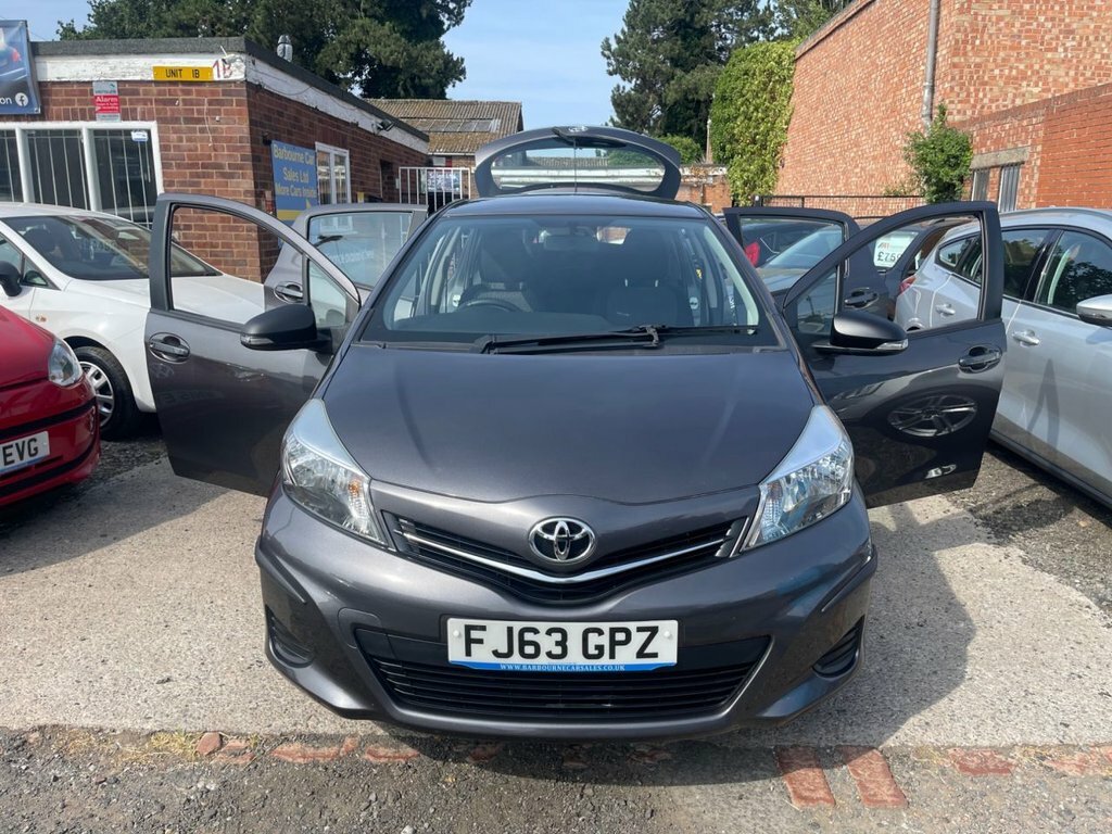 Toyota Yaris 1L Tr Grey #6
