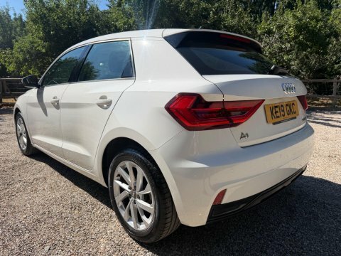 Audi A1 2019 19 1.0 White #3