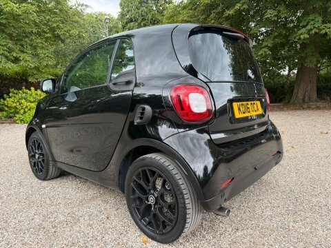 Smart Fortwo Coupe 2016 16 1.0 Black #3