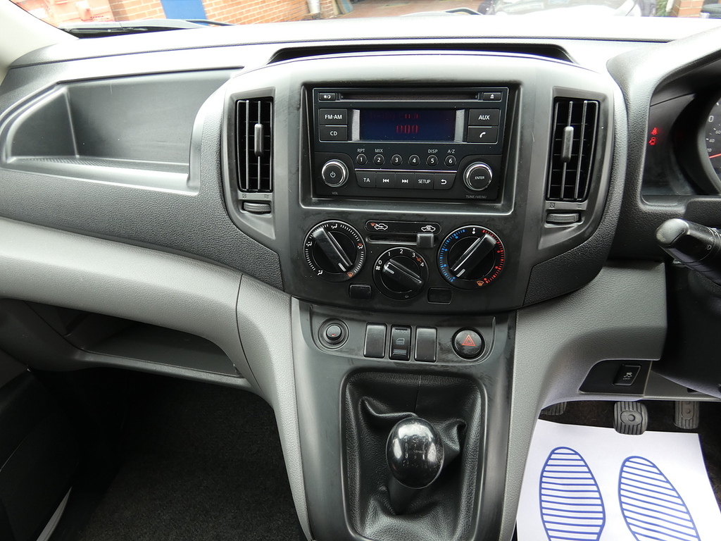 Nissan NV200 1.5Dci Acenta Panel Van Full History U5012 White #5