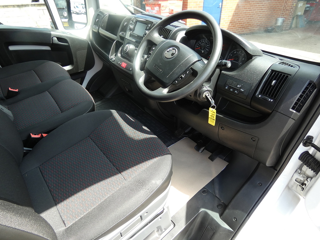 Vauxhall Movano 2.2 L3h2 Dynamic F3500 Lwb High Roof Dynamic Ss 1 White #13