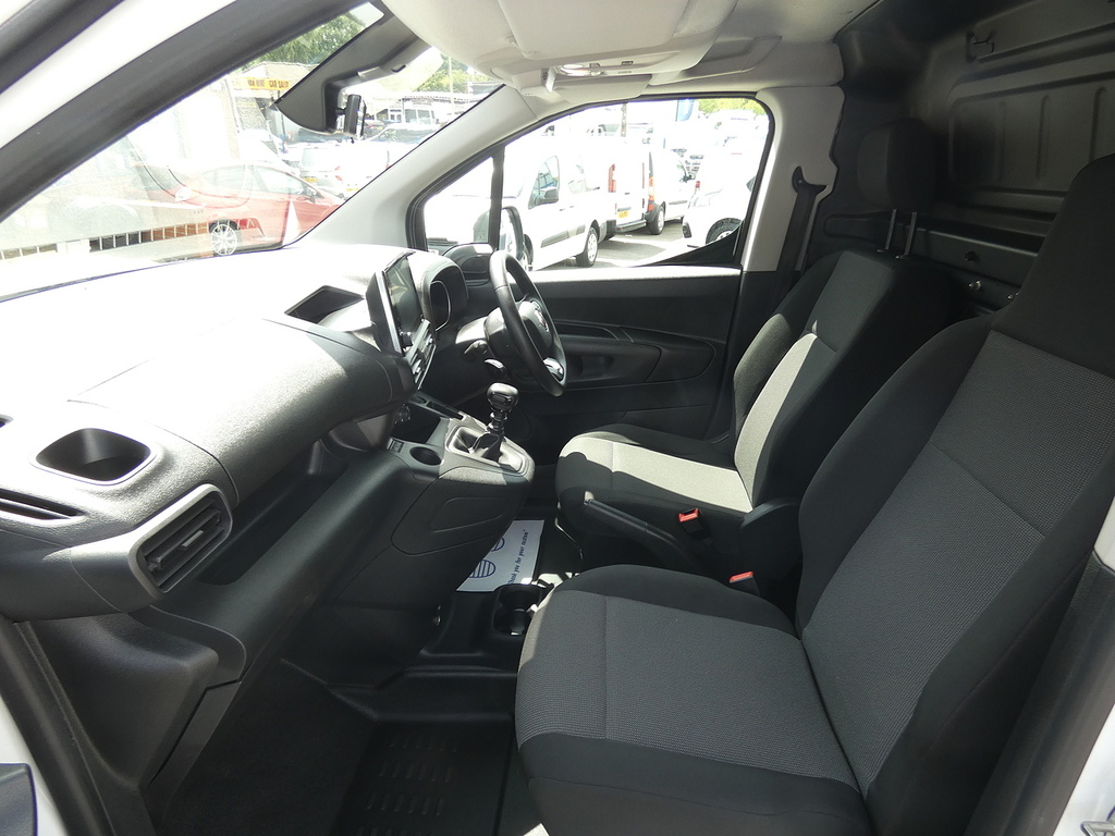 Fiat Doblo 1.5 Bluehdi 650 Swb Faceflift Only 56K Nice Spec White #6