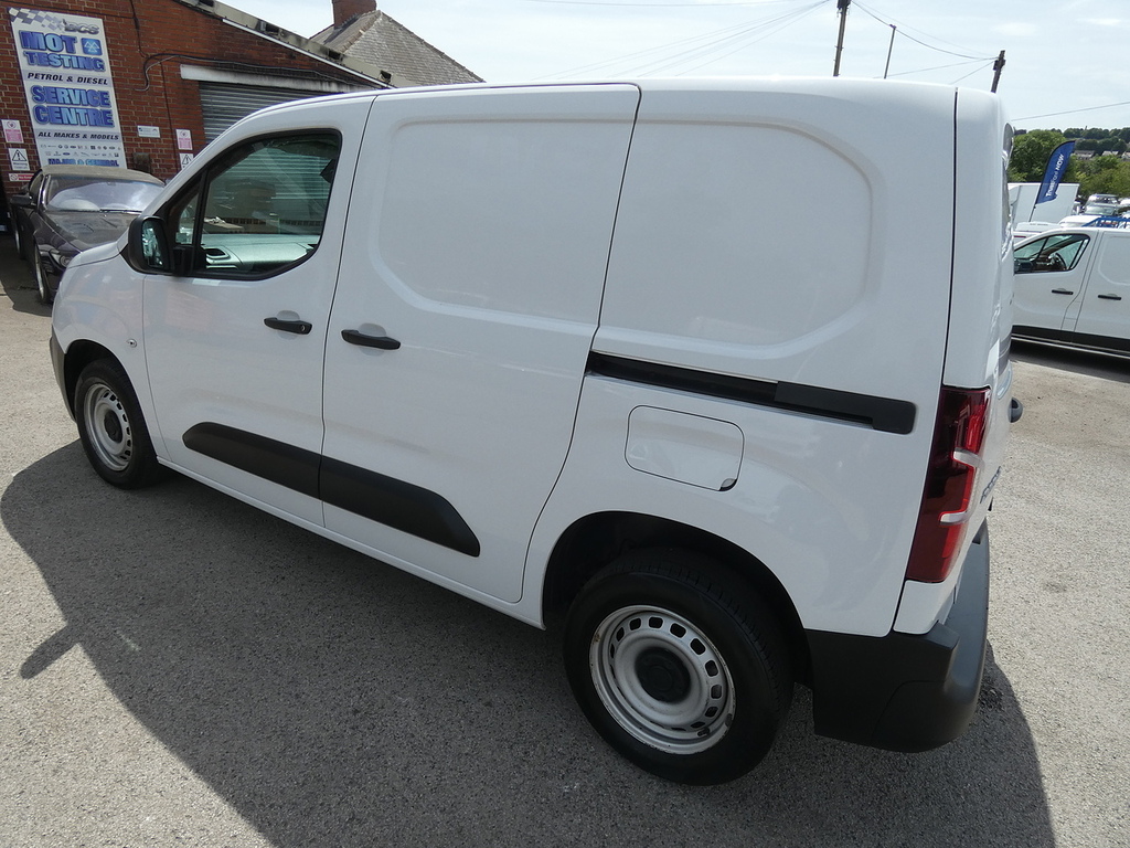 Fiat Doblo 1.5 Bluehdi 650 Swb Faceflift Only 56K Nice Spec White #3