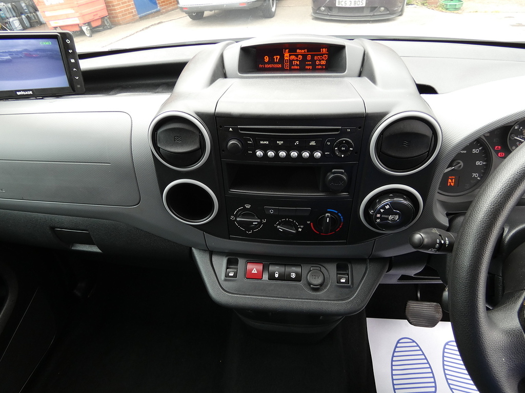 Peugeot Partner 1.6Hdi 850 Se Mega Low Miles Ex Council White #5