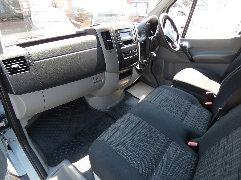 Mercedes-Benz Sprinter 316 Cdi 163 Premium Lwb High Roof Rwd 19049 Silver #18