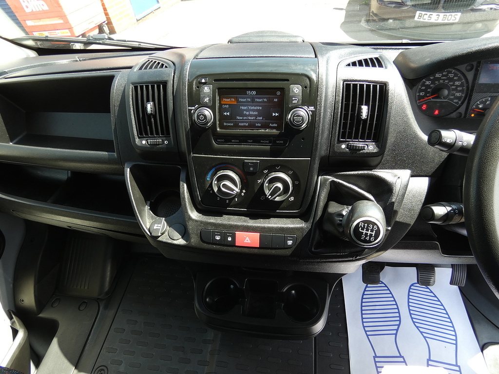 Citroen Relay 2.0 Bluehdi 35 Enterprise L4h3 Xlwb 130Ps Only 68K Silver #3