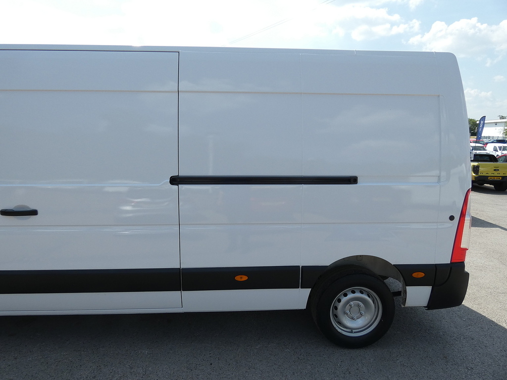 Renault Master Lwb L3h2 Medium White #11