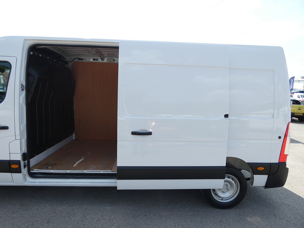 Renault Master Lwb L3h2 Medium White #7