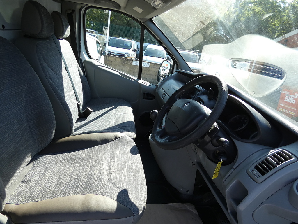 Renault Trafic 2.0 Dci Sl27 Eco L1h1 Swb Clean Van U5194 White