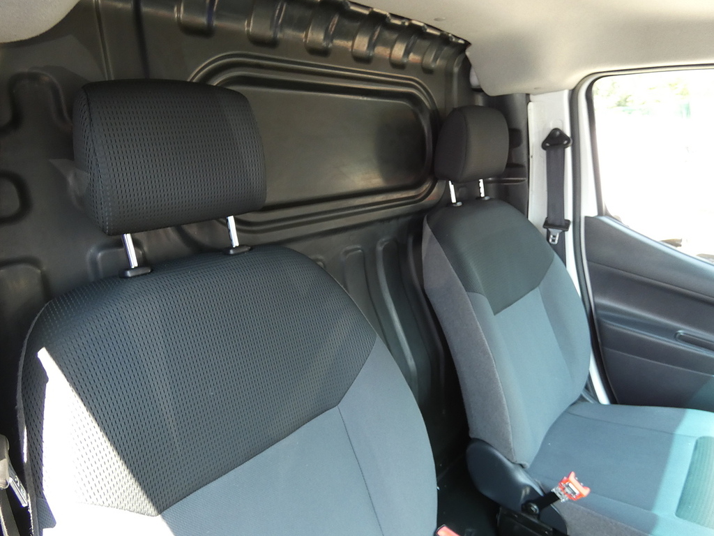 Nissan NV200 Acenta Rapid Plus Van White #16