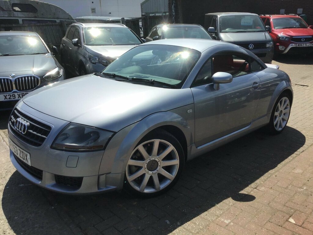 Audi TT Coupe 3.2 V6 Quattro 200353 Red #9