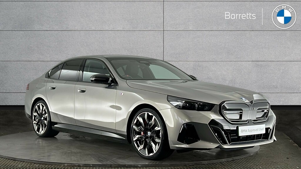 2025 BMW i5