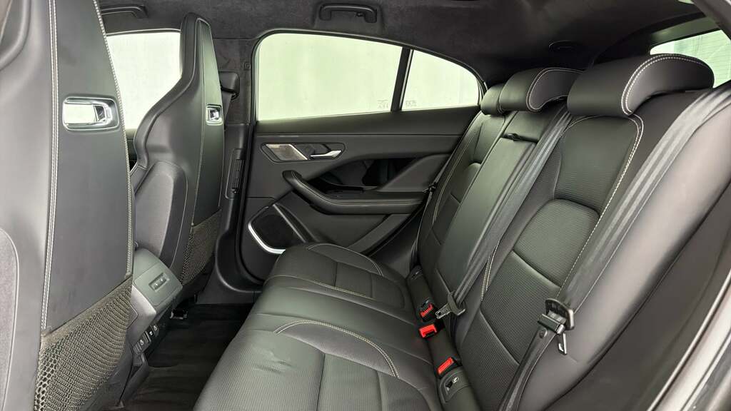 Jaguar I-Pace 400 90Kwh Sport Suv 4Wd 400 Ps KR24FEG Red #4