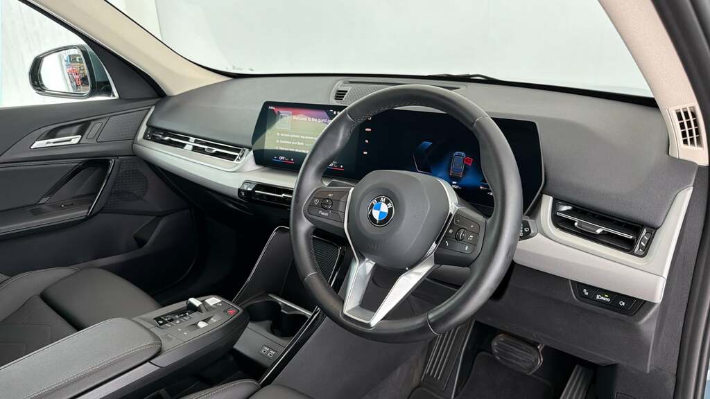 BMW X1 1.5 20I Mht Sport Suv Hybrid Dct Sdrive Green #6