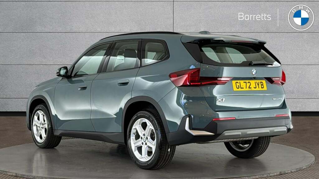 BMW X1 1.5 20I Mht Sport Suv Hybrid Dct Sdrive Green #2
