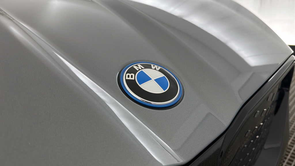 BMW iX2 230Kw Xdrive30 M Sport 65Kwh Black #24